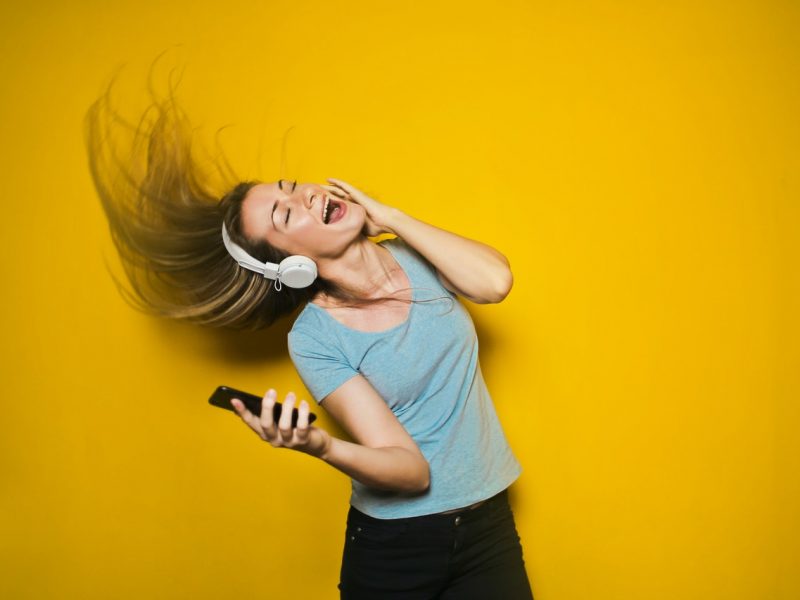 7 Benefits of listening to 432 Hz music